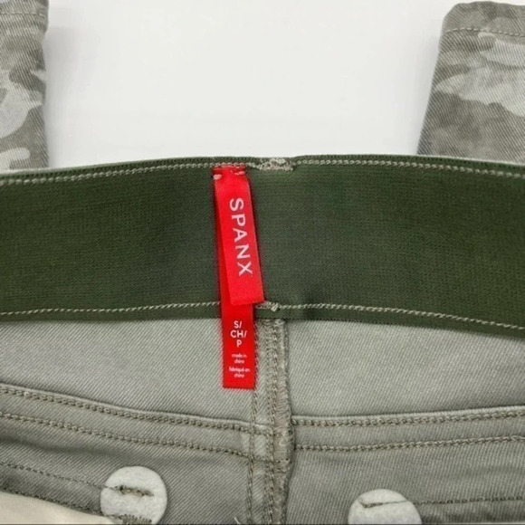 SPANX Stretch Twill Cargo Jogger NWOT B156 - Picture 6 of 6